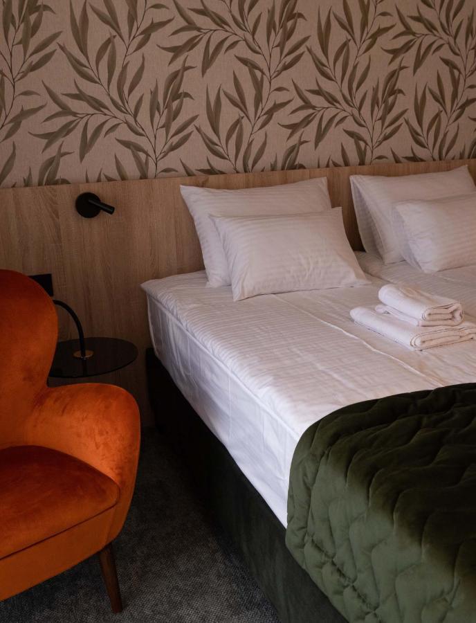 Hotel Gracian Σρέμσκα Μιτρόβιτσα Εξωτερικό φωτογραφία